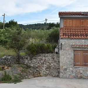 Mono Kai Triangle Apartament Trogir