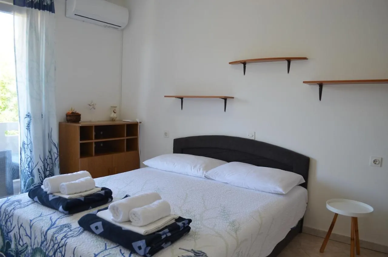 Apartments Mira Baška 0*,
